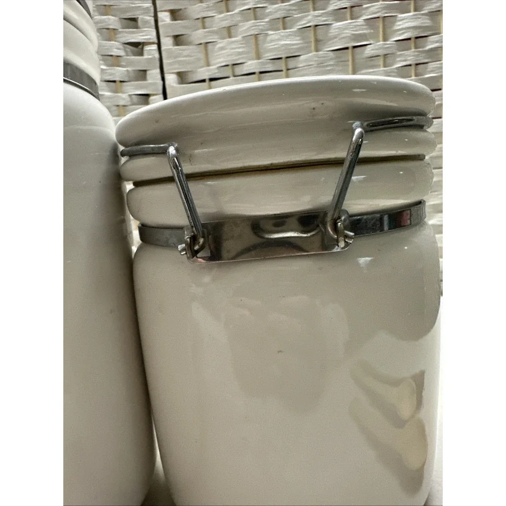 China 3 piece Canister Set W/ Wooden Spoons White Locking Lids